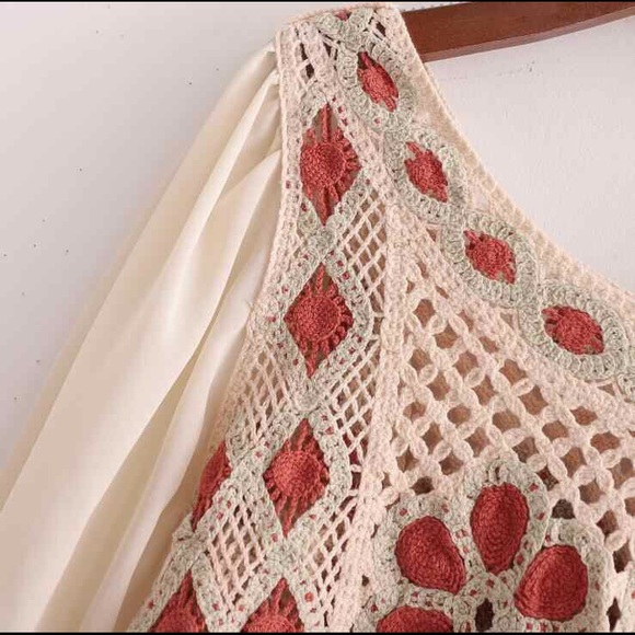 Chic Chiffon Crochet Knit Blouse - Picture 5 of 14